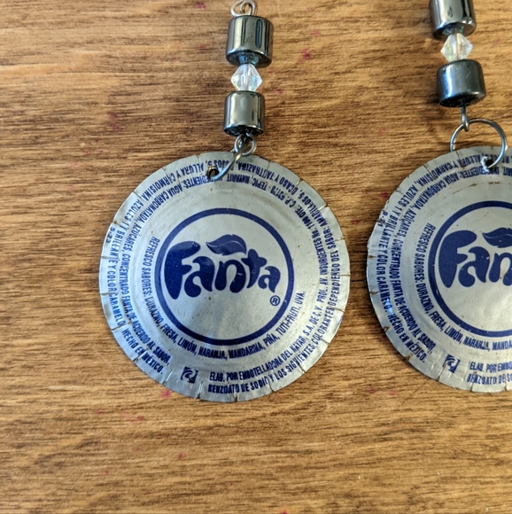 Unique Handmade Metal Bottle Cap Floral Earnings - Picture 8 of 8